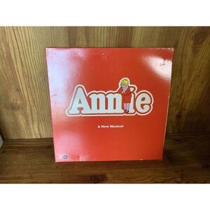 1977 ANNIE Broadway Musical LP Record Album Columbia 34712 Vinyl